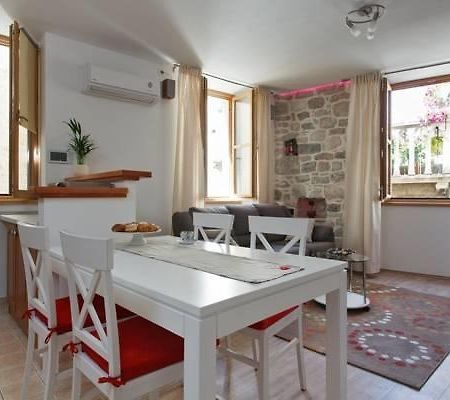 Old Town Apartment Mila سبليت المظهر الخارجي الصورة