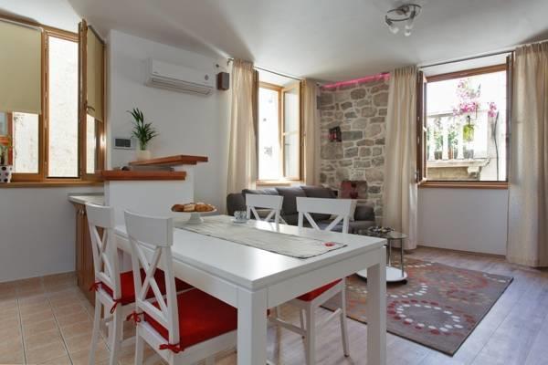 Old Town Apartment Mila سبليت المظهر الخارجي الصورة